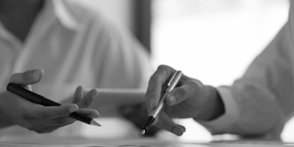 Derecho Inmobiliario / Abogados Inmobiliarios en Fuenlabrada · Redacción y Revisión de Contratos de Compraventa de Inmuebles