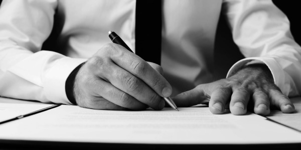 Derecho Inmobiliario / Abogados Inmobiliarios en Fuenlabrada · Desahucios Hipotecarios / Embargos